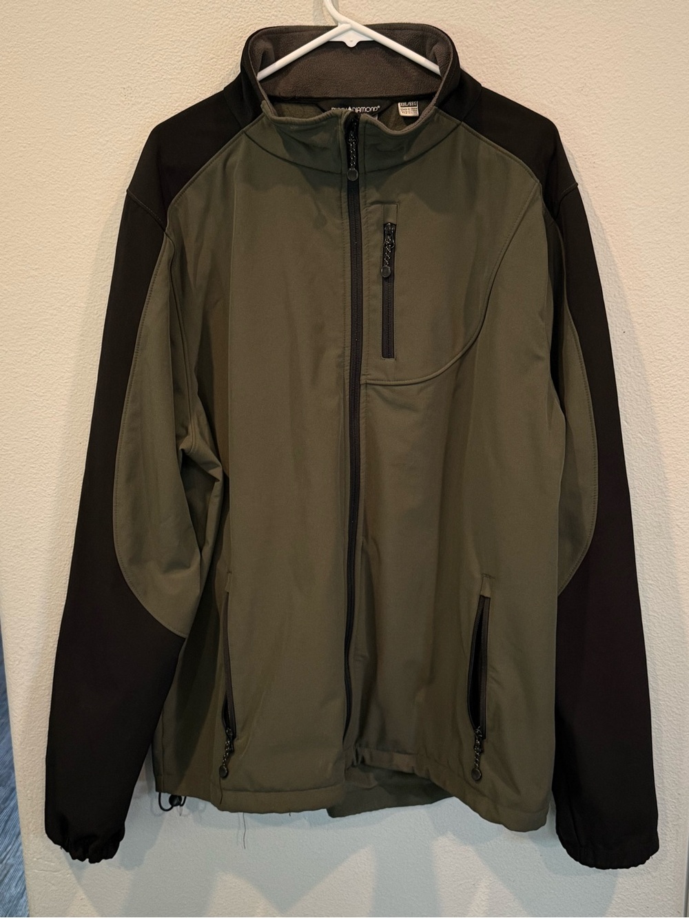 Black Diamond Jacket Men’s 2XL Green Black Soft Shell Zip Fleece Lined